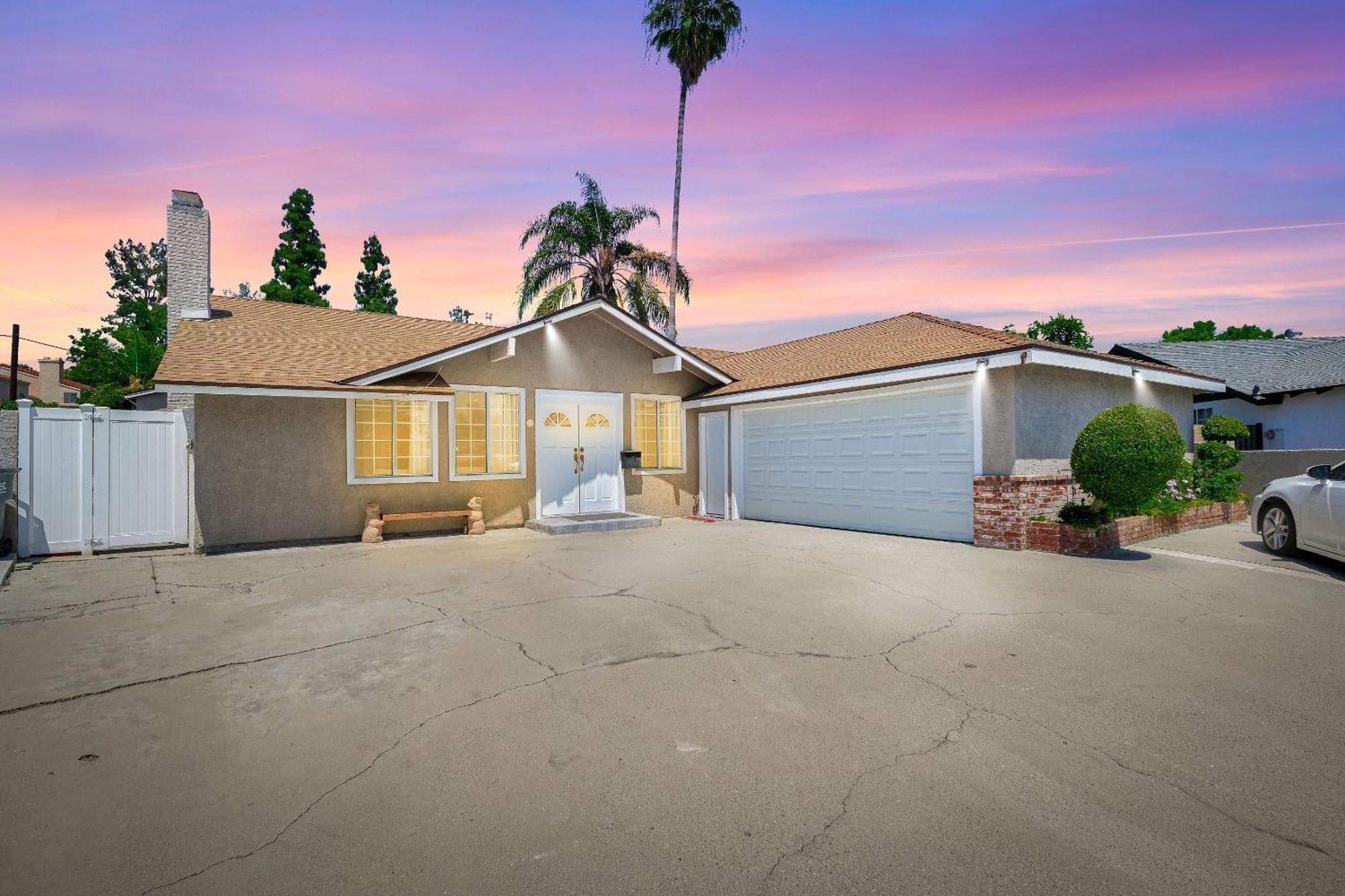 Easy Access To Everywhere West Covina Exterior photo