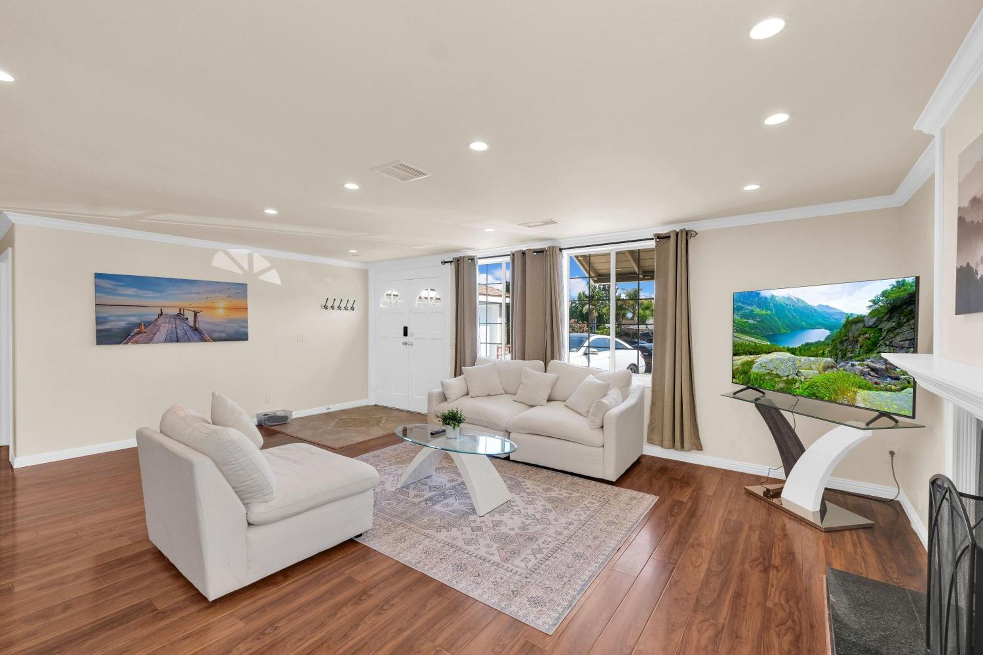 Easy Access To Everywhere West Covina Exterior photo